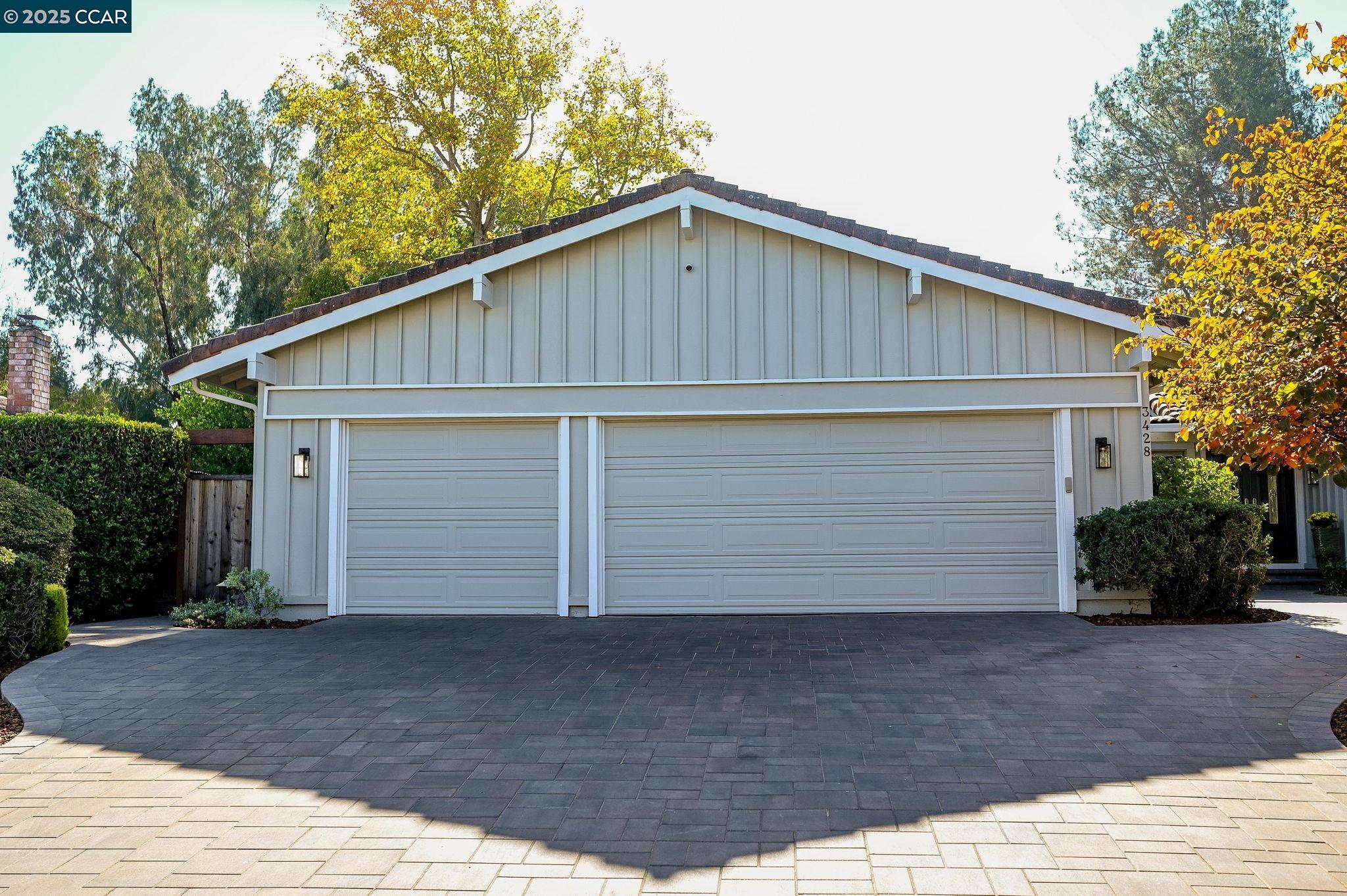 3428 Bermuda Ct