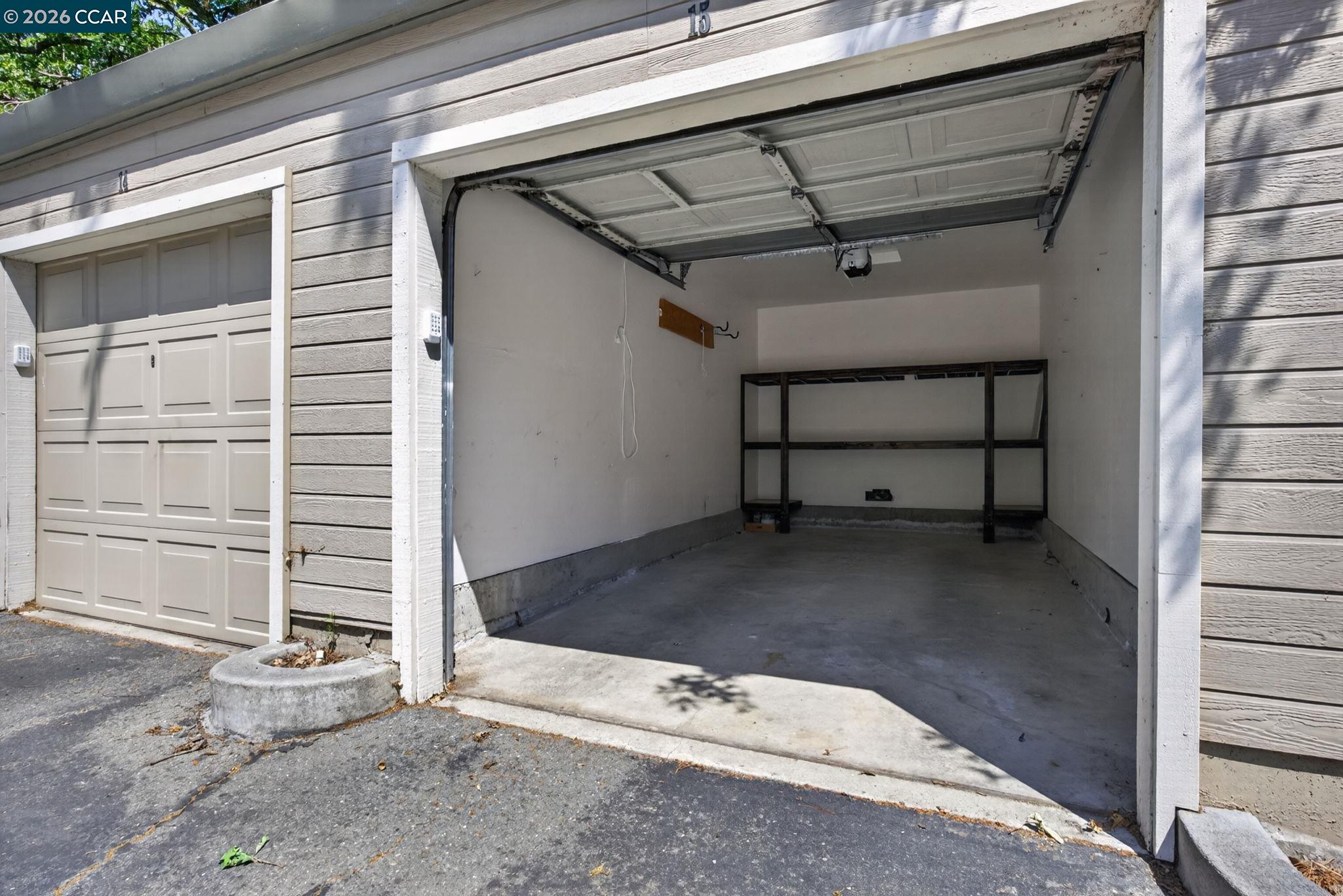 2560 Oak Rd # 120