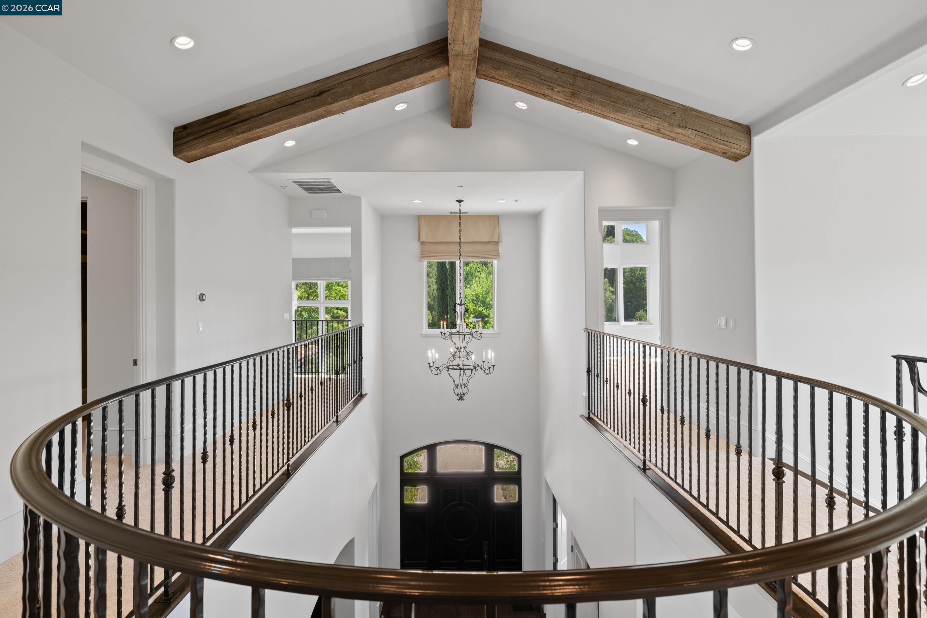 32 Copenhagen Ct