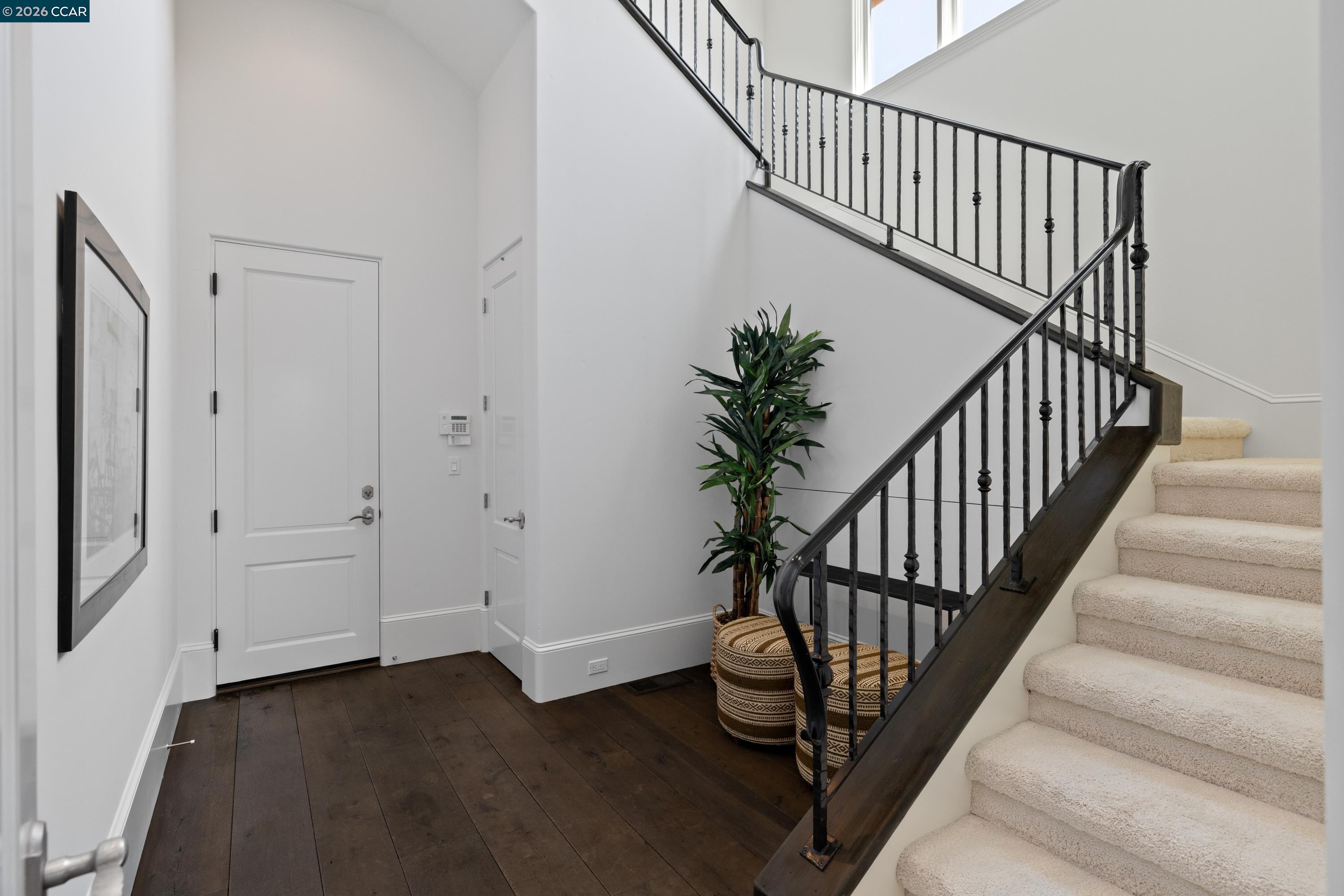 32 Copenhagen Ct