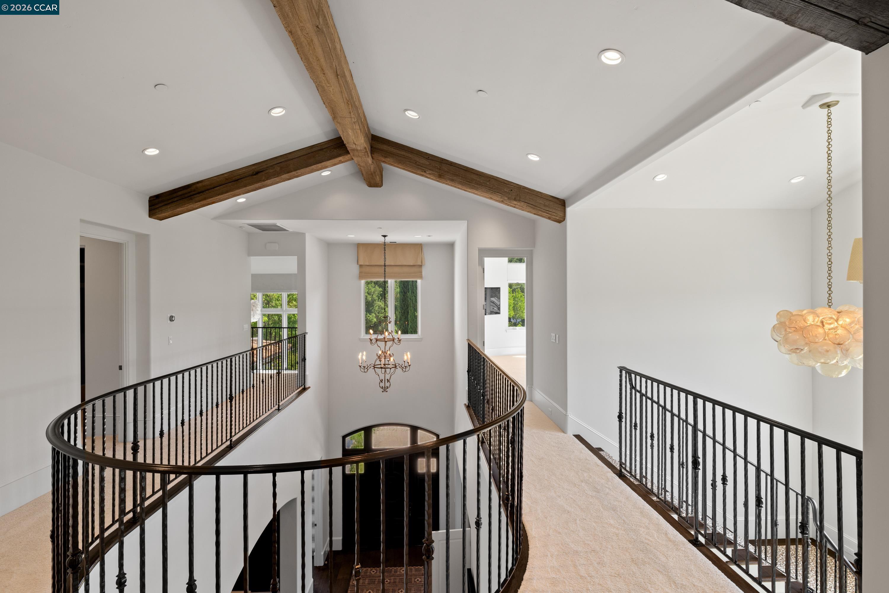 32 Copenhagen Ct