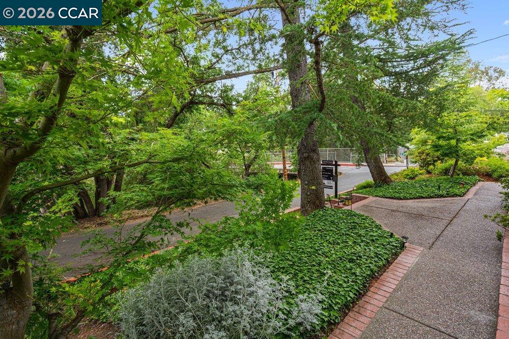 1 Kayser Ct