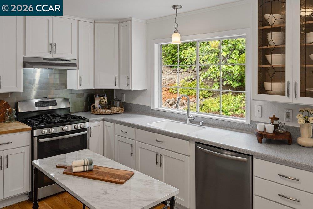 1 Kayser Ct