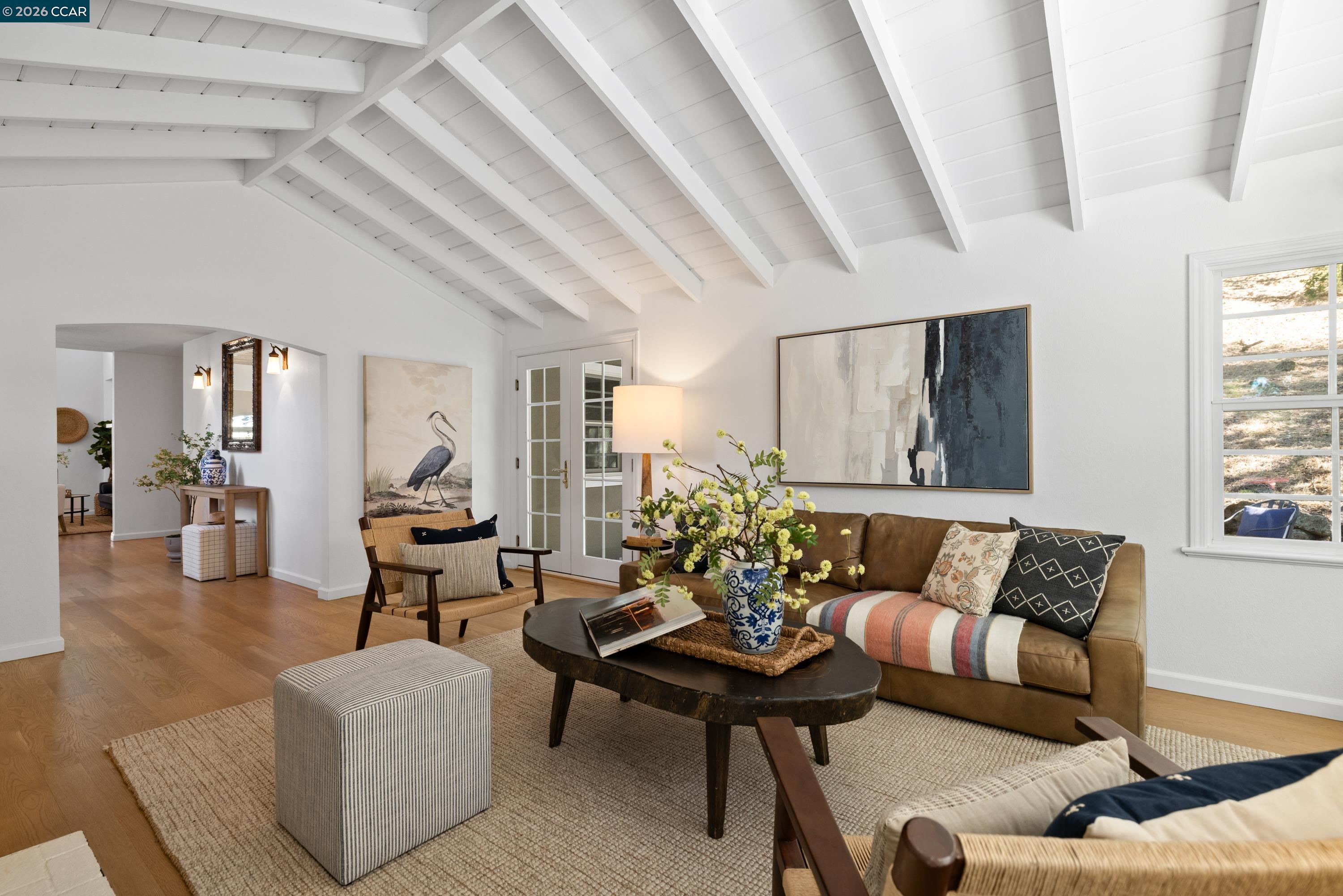 101 La Bolsa Rd