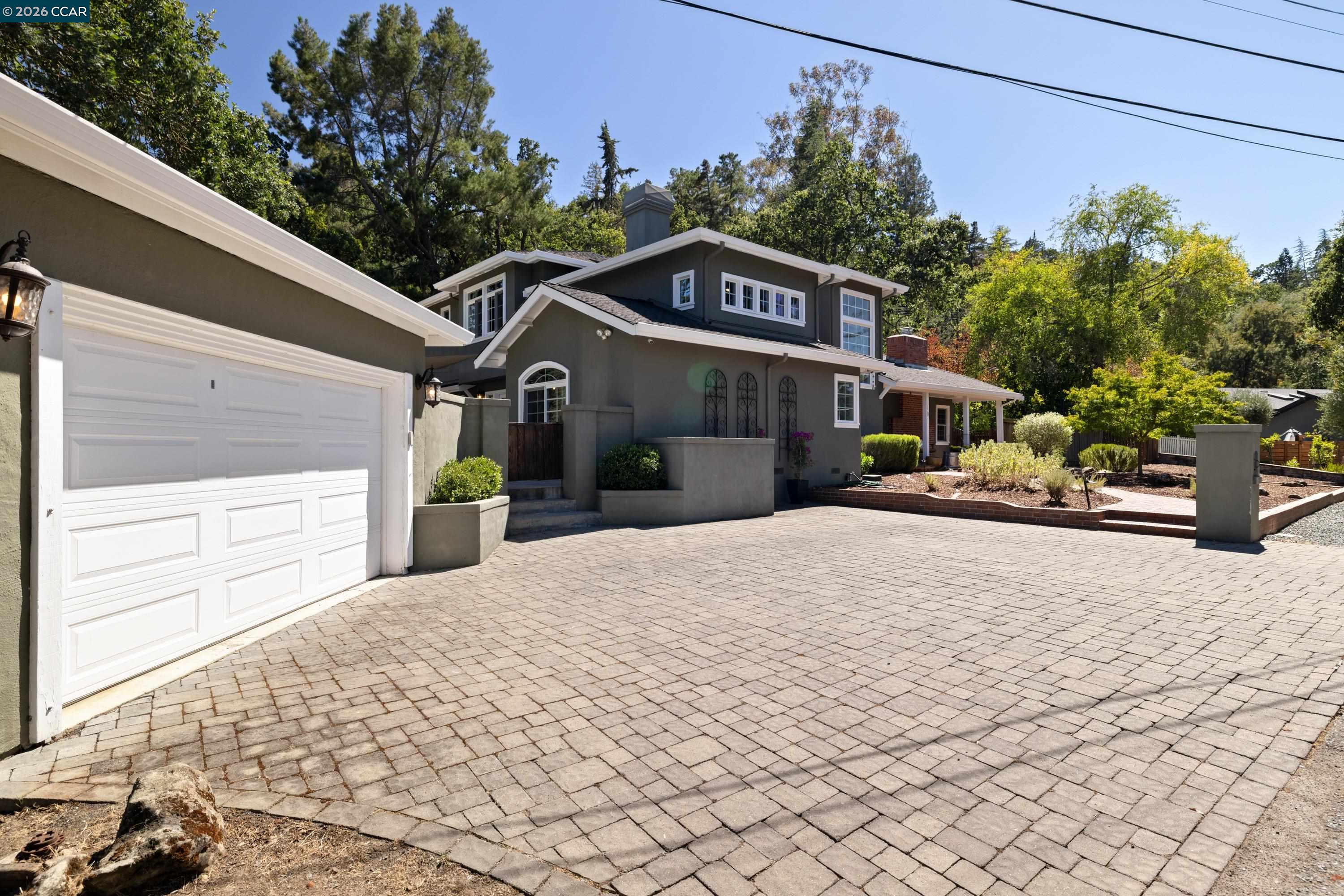 101 La Bolsa Rd