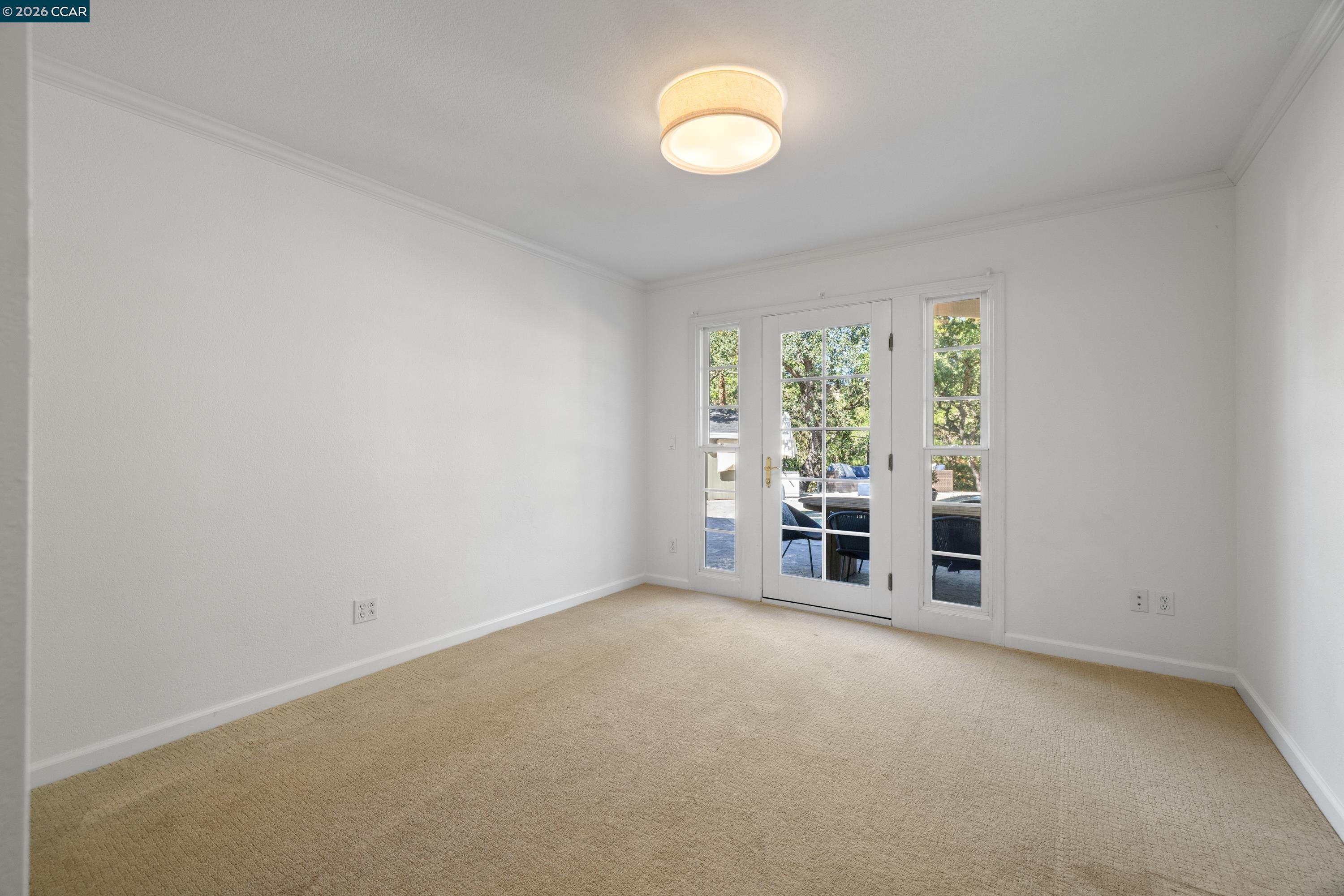 101 La Bolsa Rd