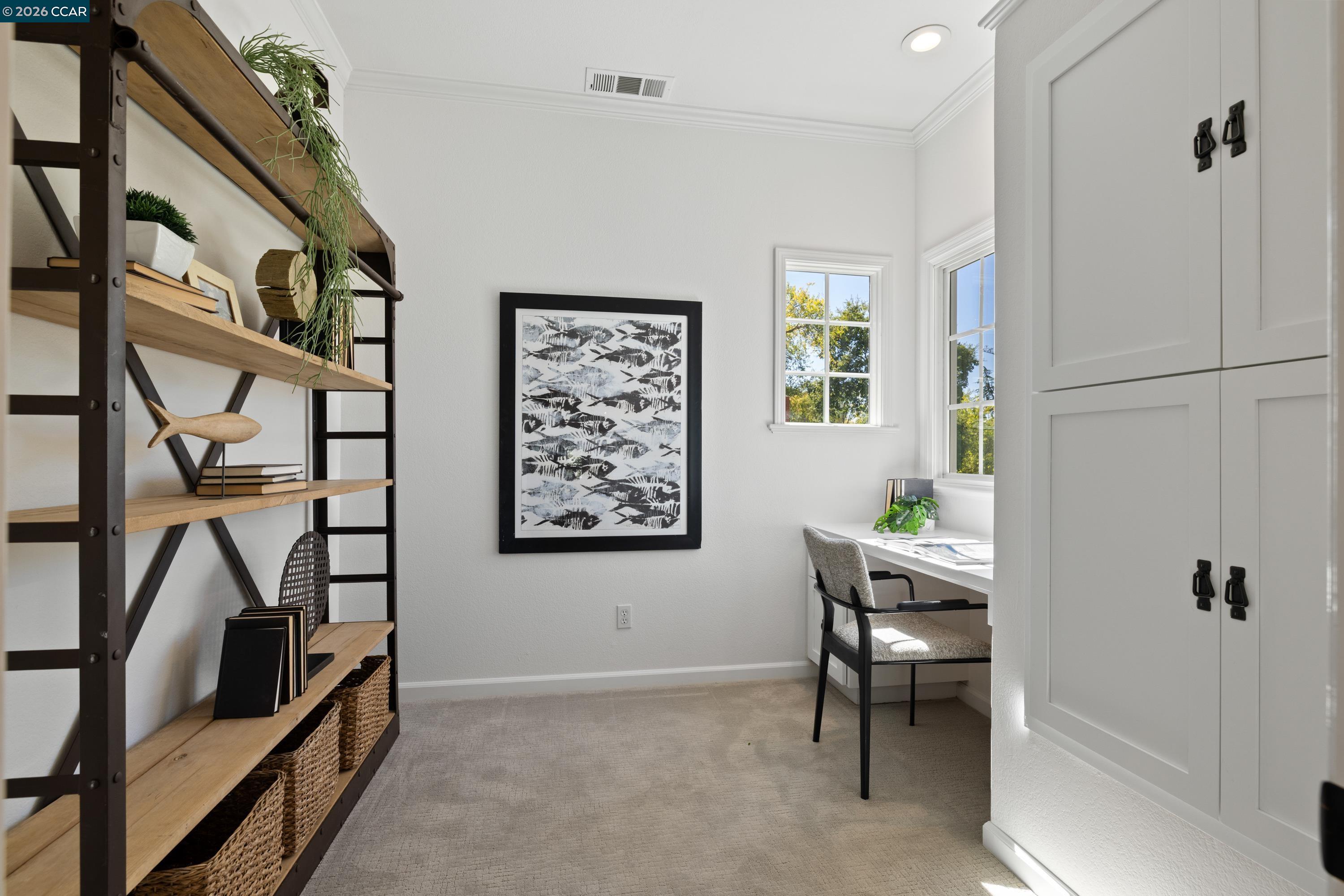 101 La Bolsa Rd