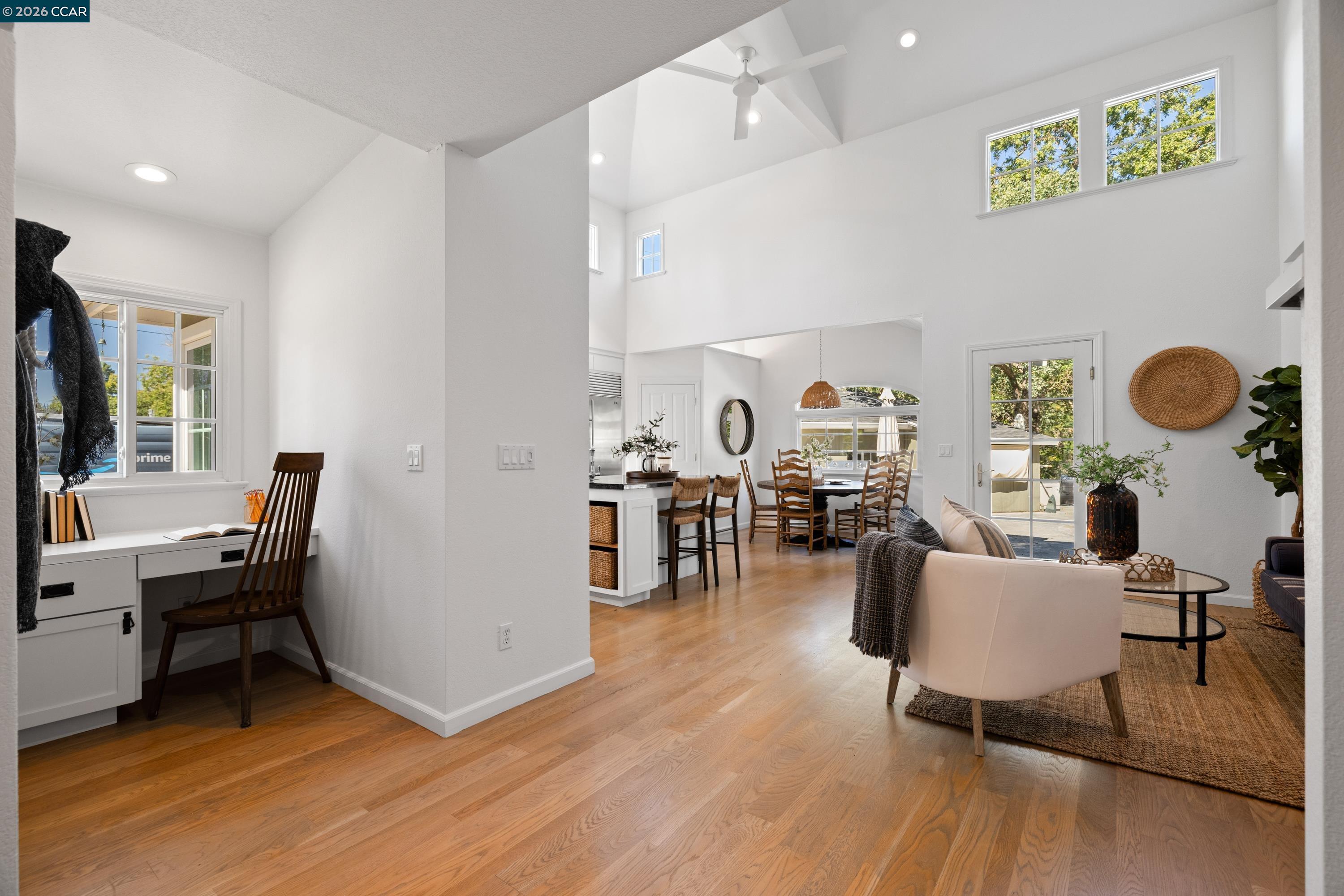 101 La Bolsa Rd