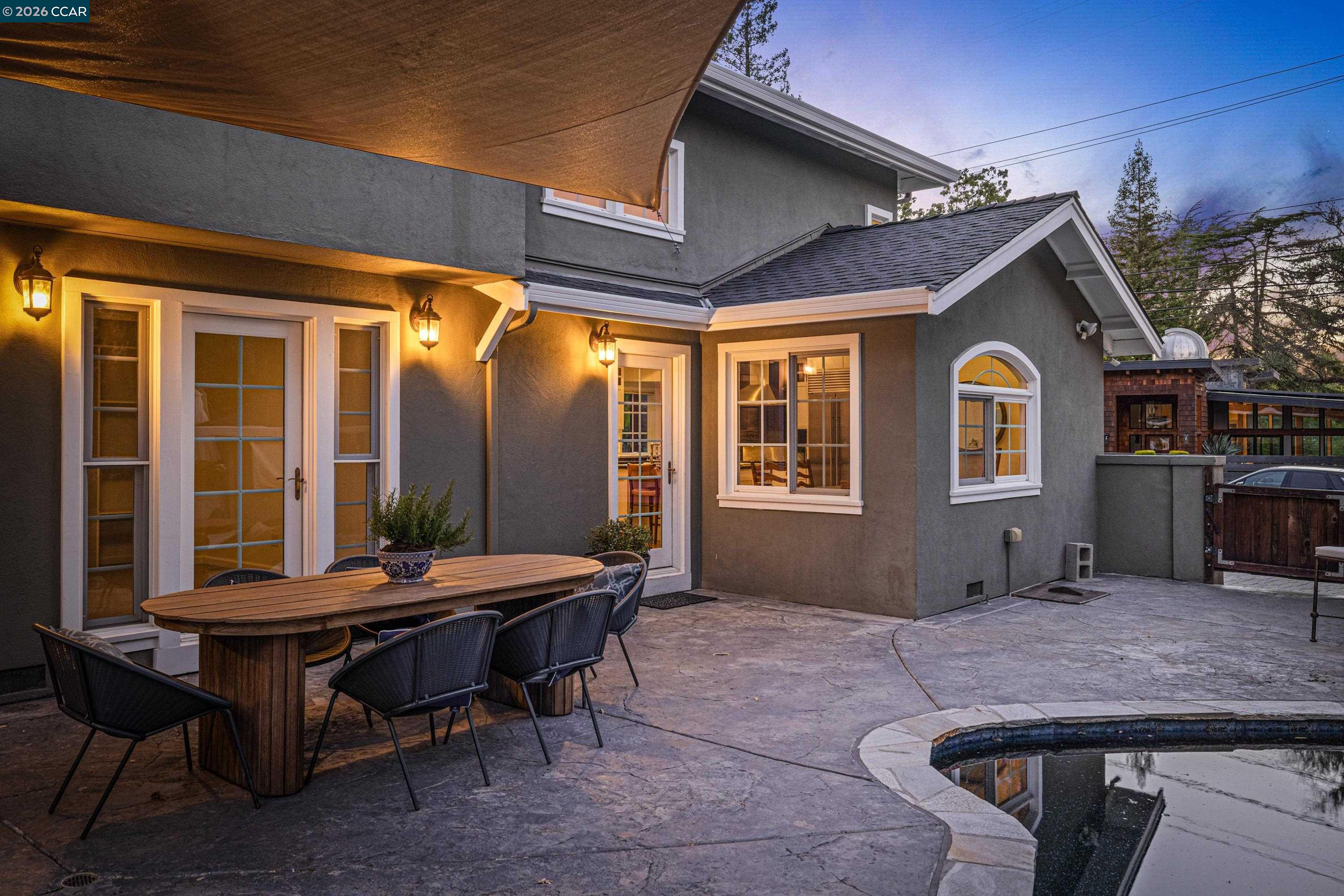 101 La Bolsa Rd