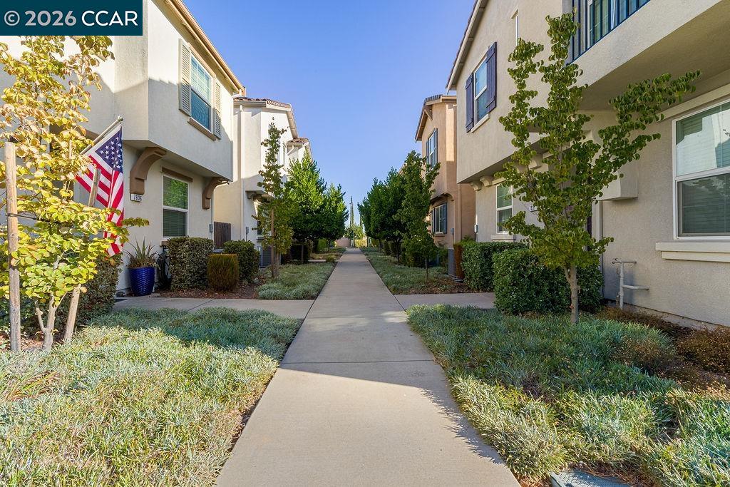 7832 Acorri Walk