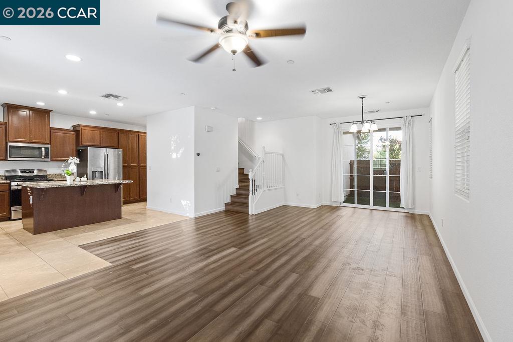 7832 Acorri Walk