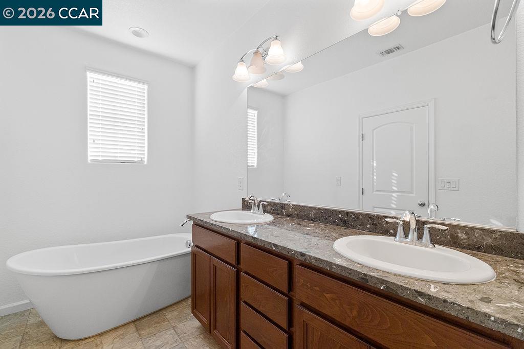 7832 Acorri Walk