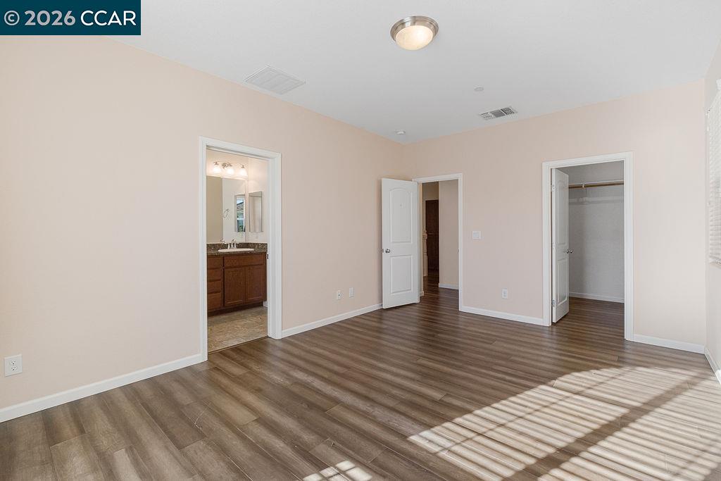 7832 Acorri Walk