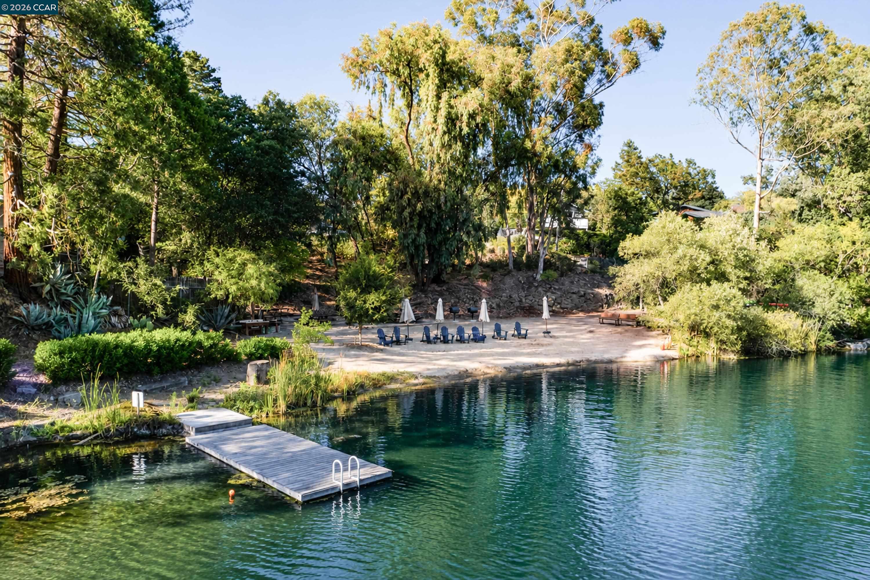 101 La Bolsa Rd
