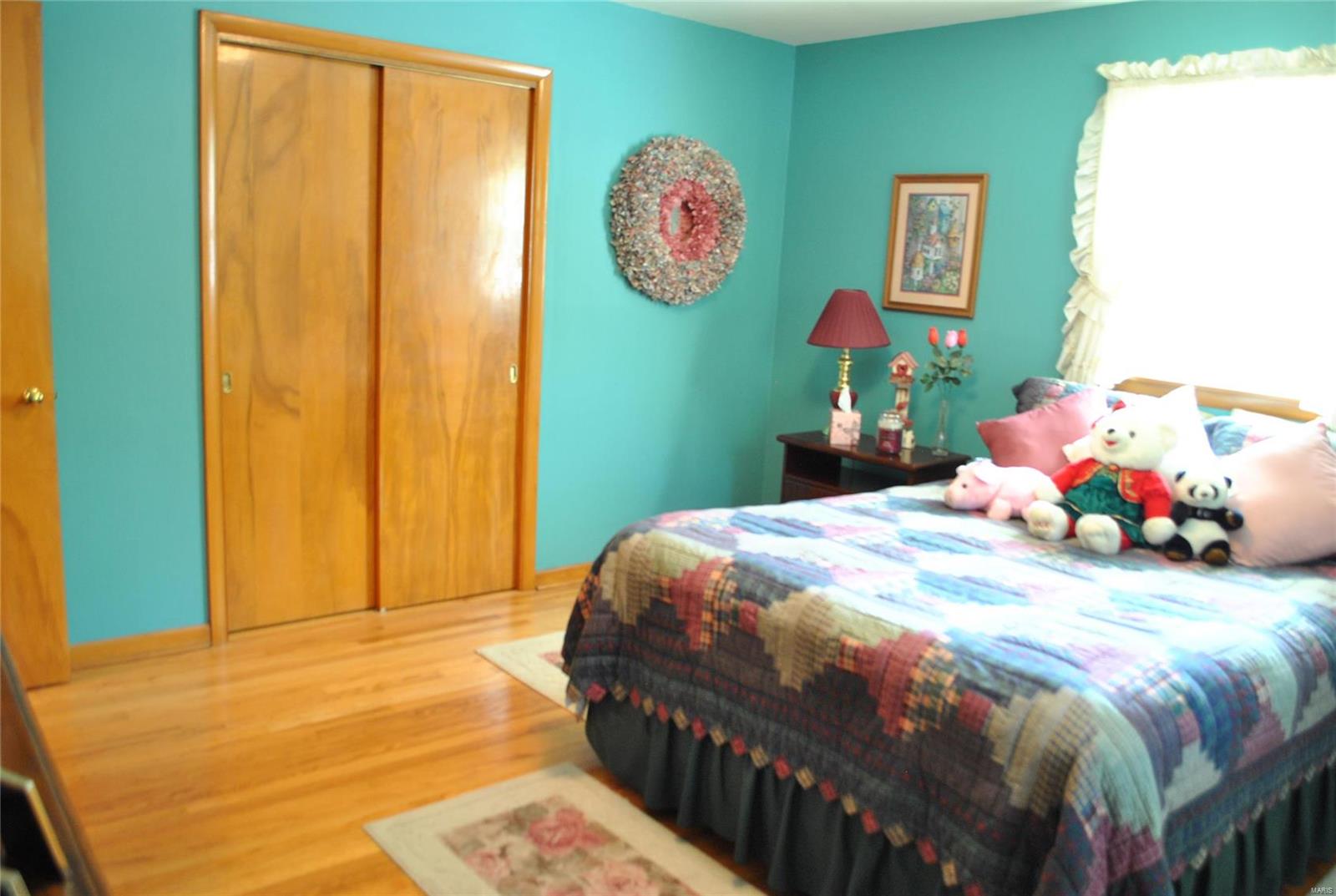 530 W Walnut Street