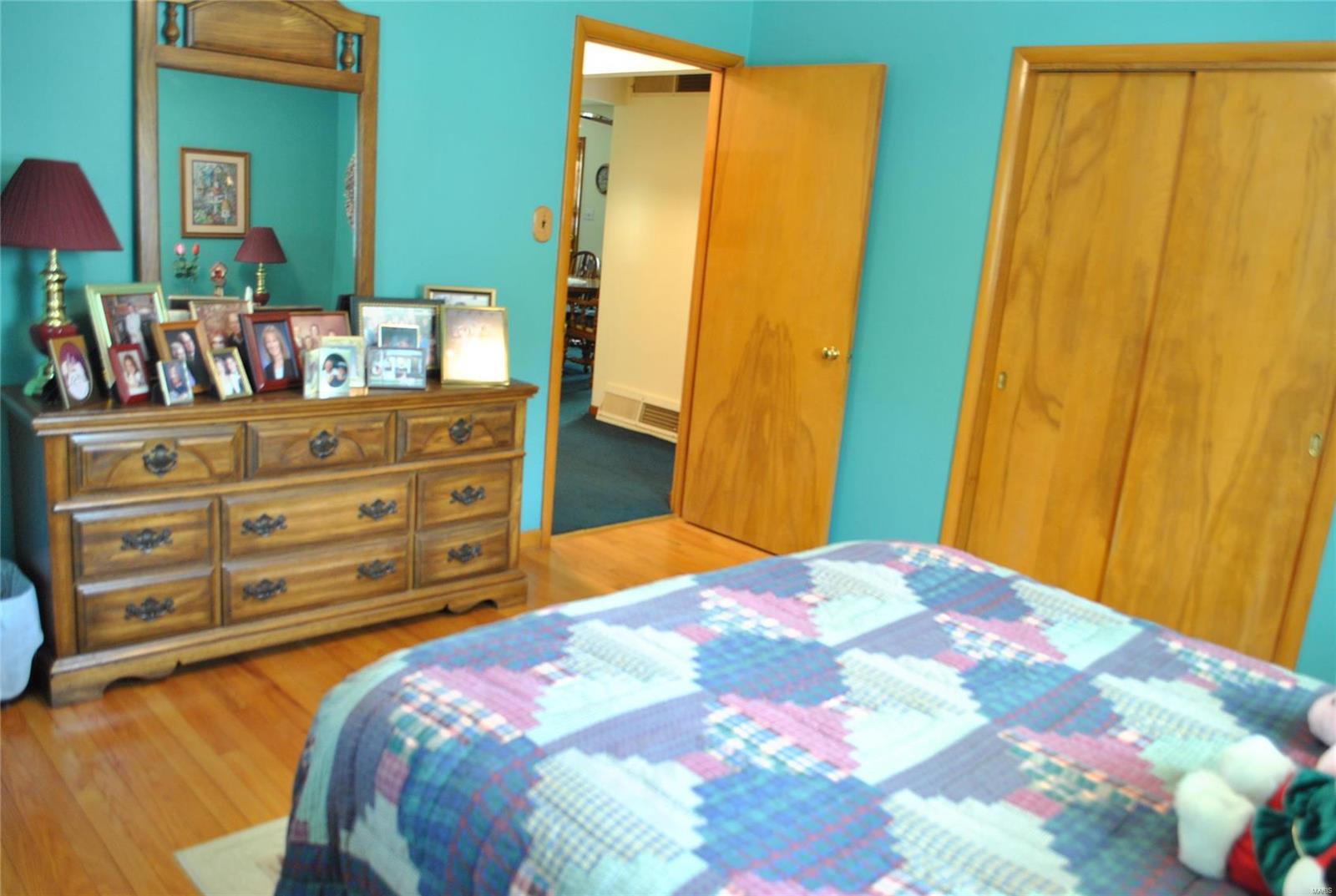 530 W Walnut Street