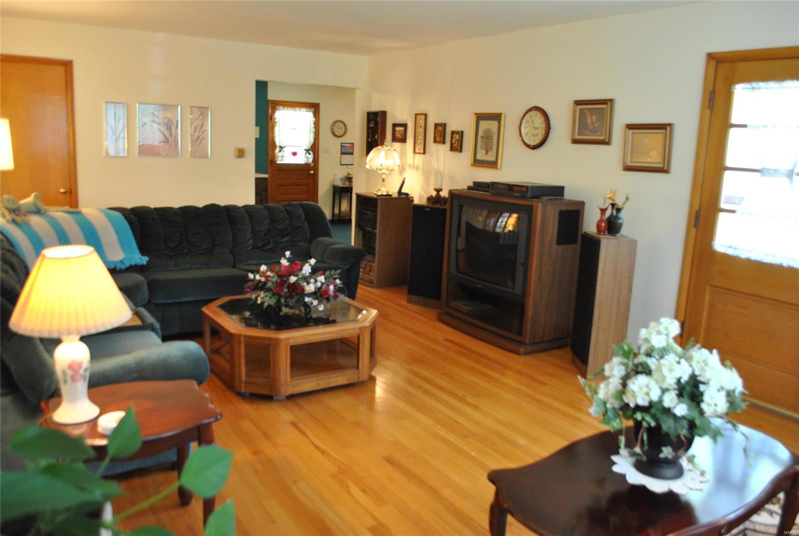 530 W Walnut Street