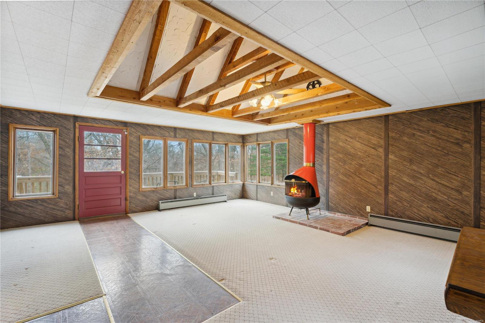 5 Crookham Court