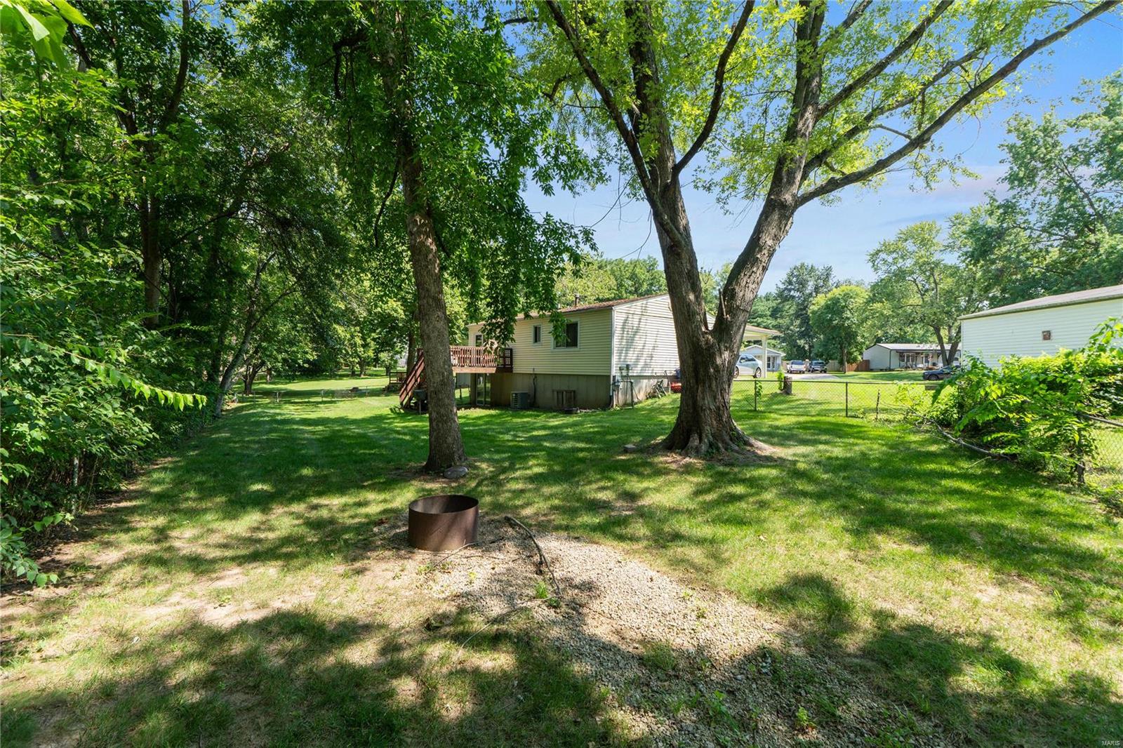 7 Archers Court