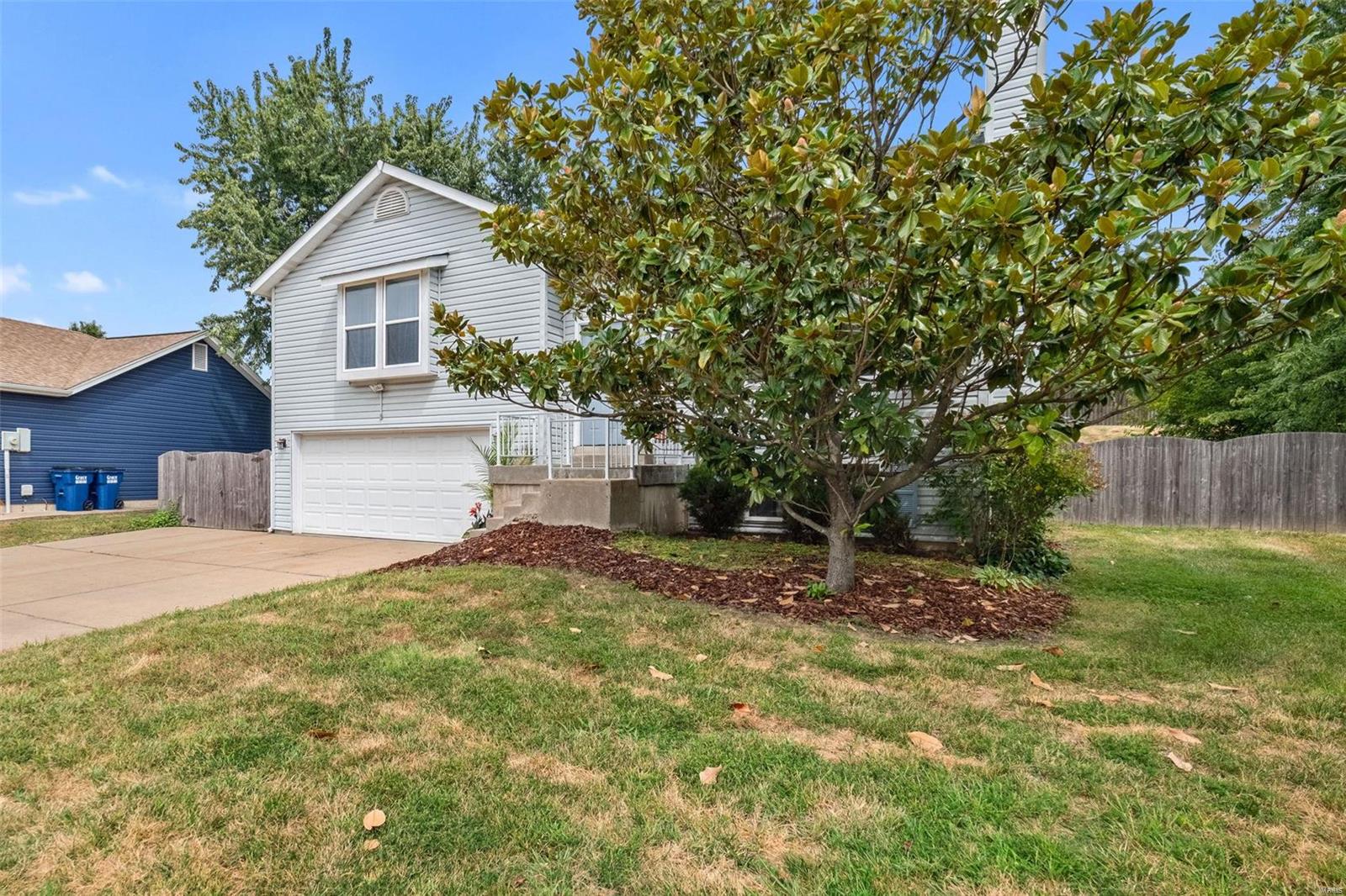 704 Woodland Ridge Drive