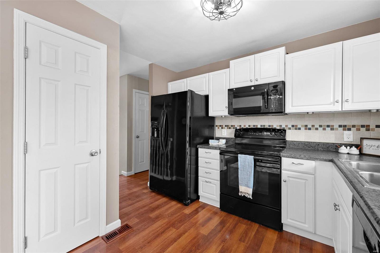 704 Woodland Ridge Drive