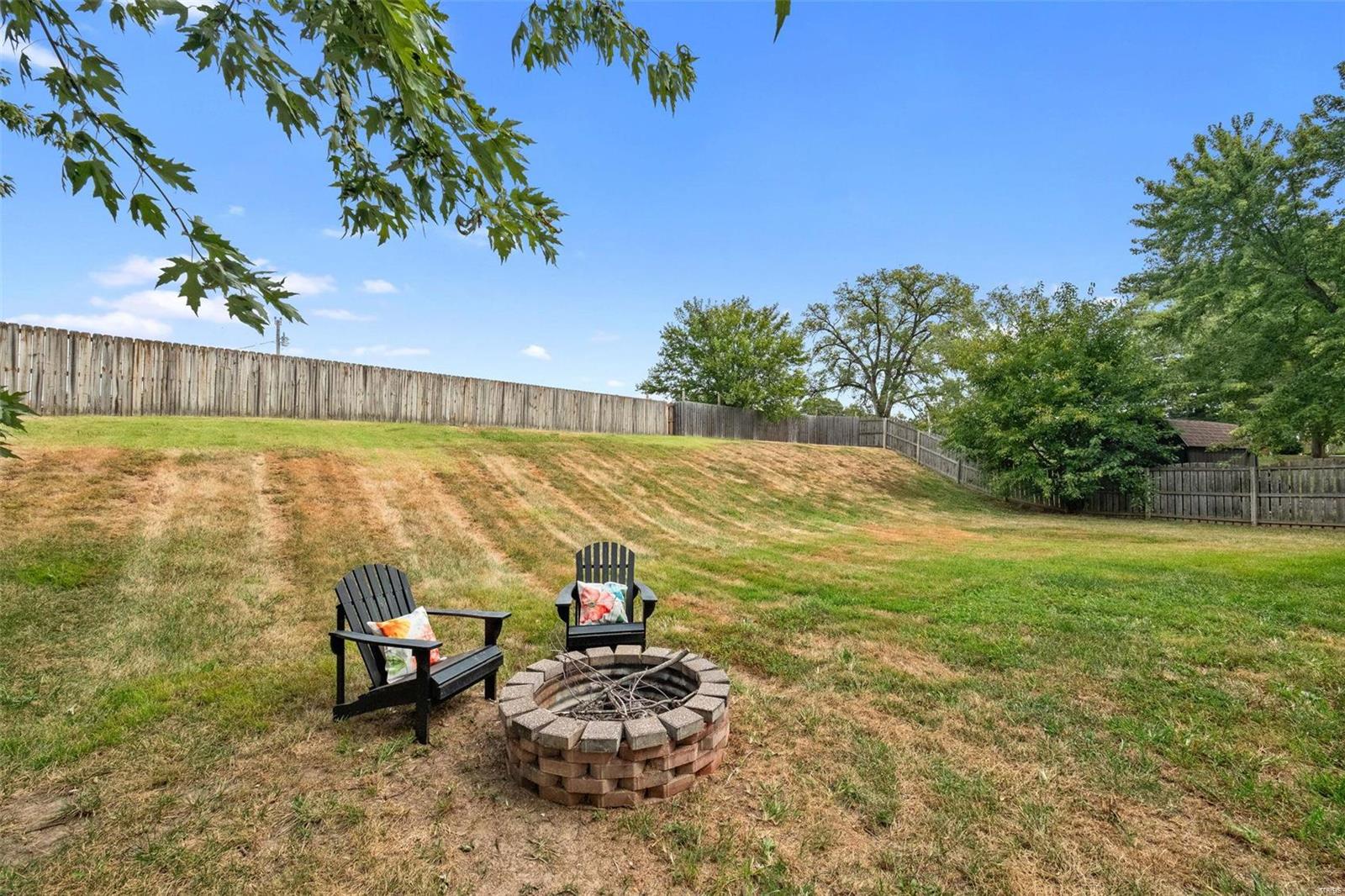 704 Woodland Ridge Drive