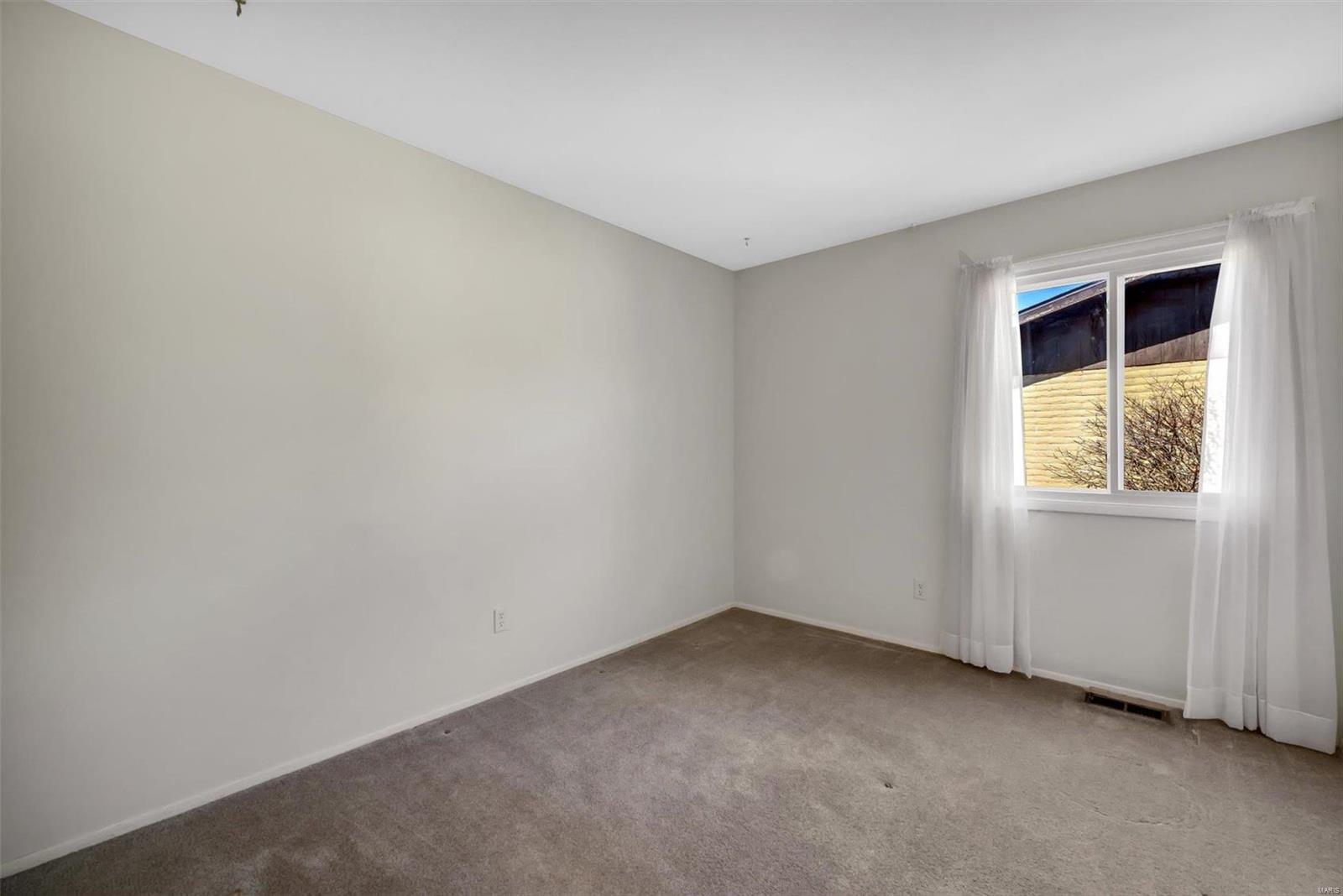 57 N Joyce Ellen Way