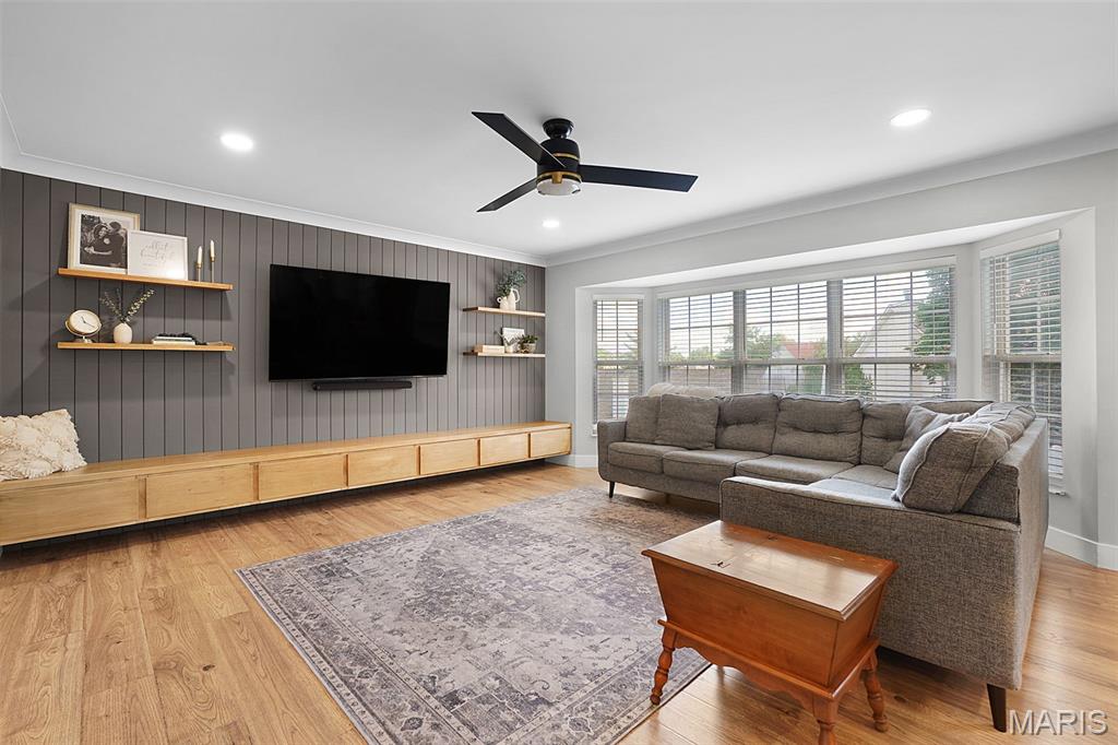66 Walnutshade Court