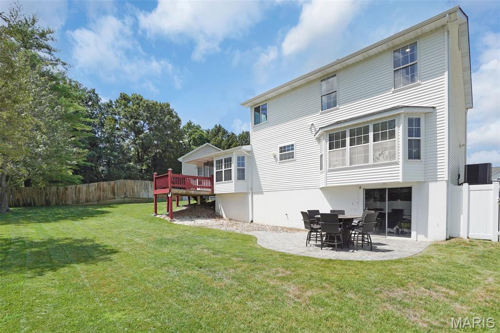 66 Walnutshade Court