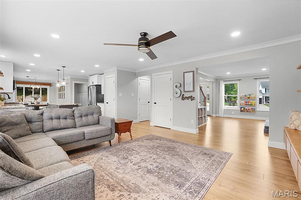 66 Walnutshade Court