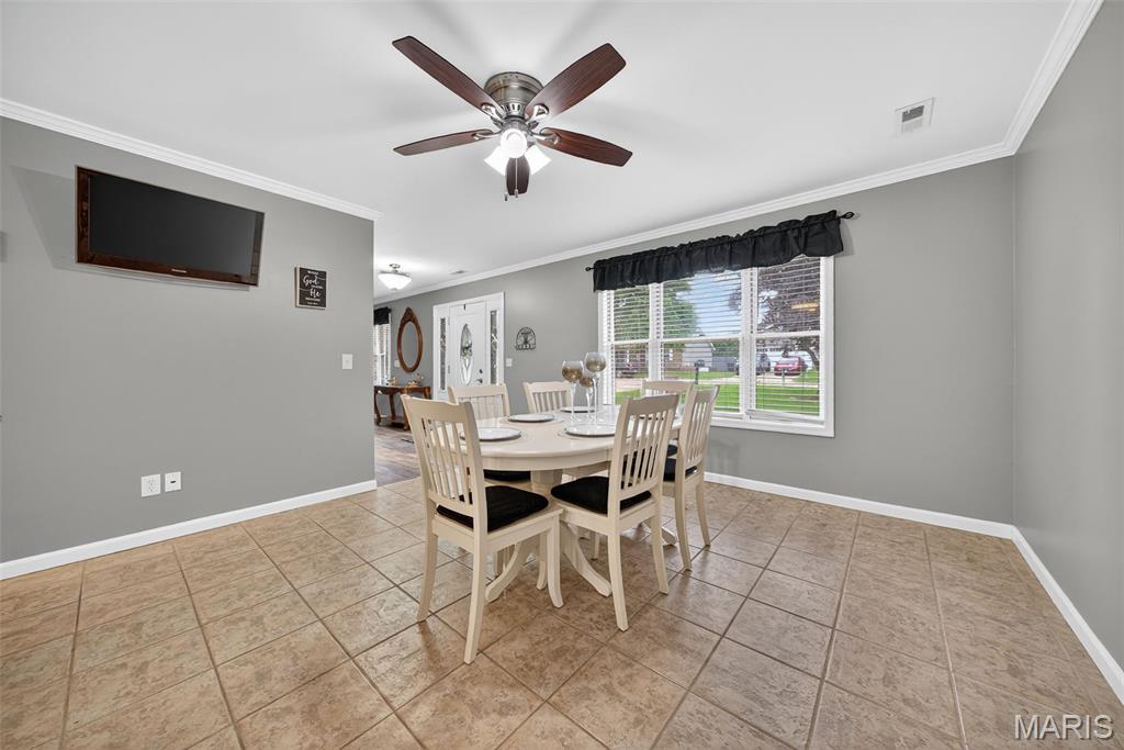 819 Colleen Drive