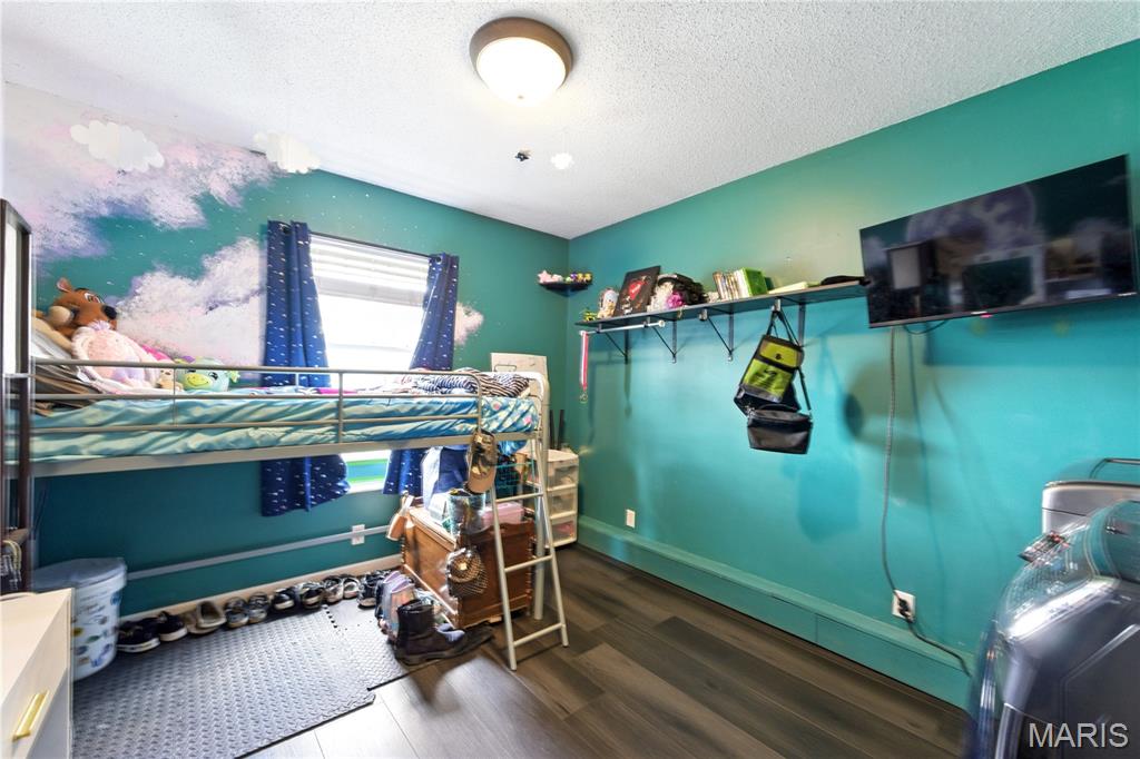 140 Castlewood Drive