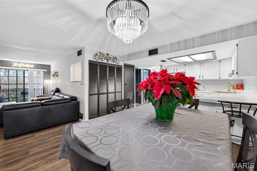 1436 Heritage Landing Unit: 203