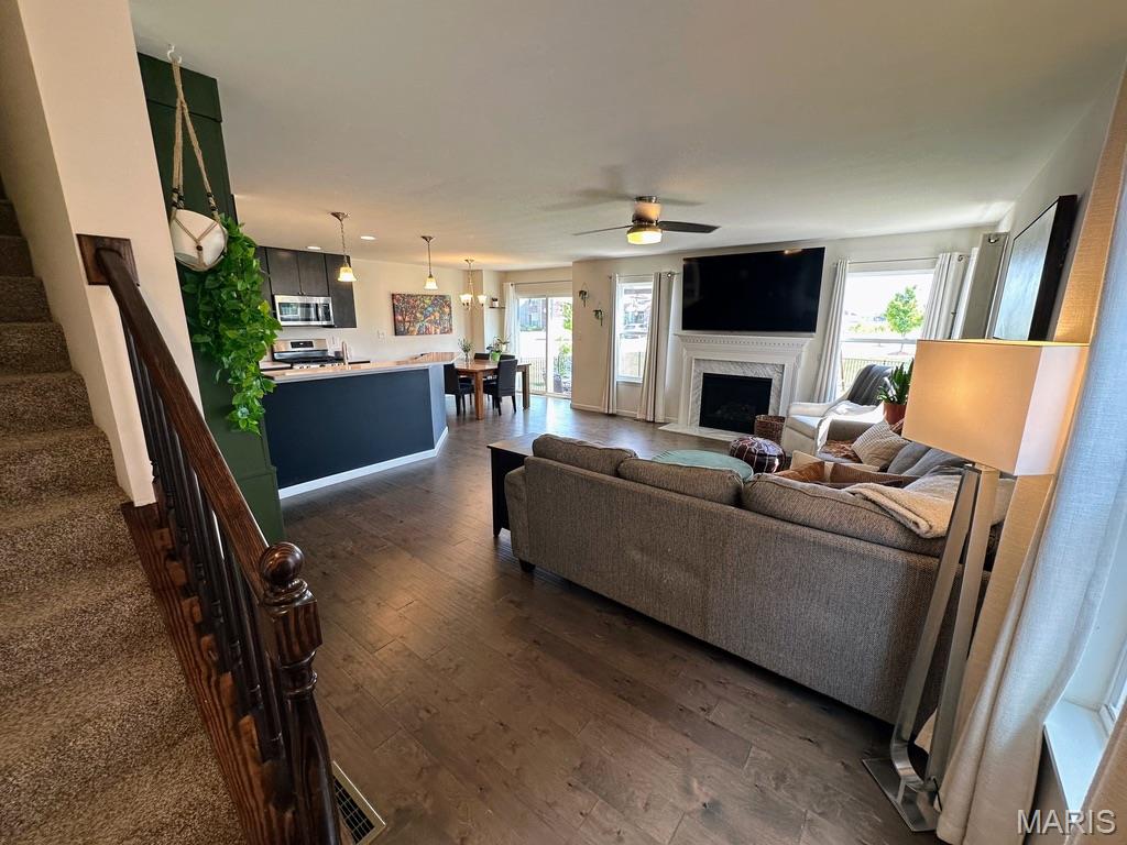 3305 Charlestowne Crossing Drive