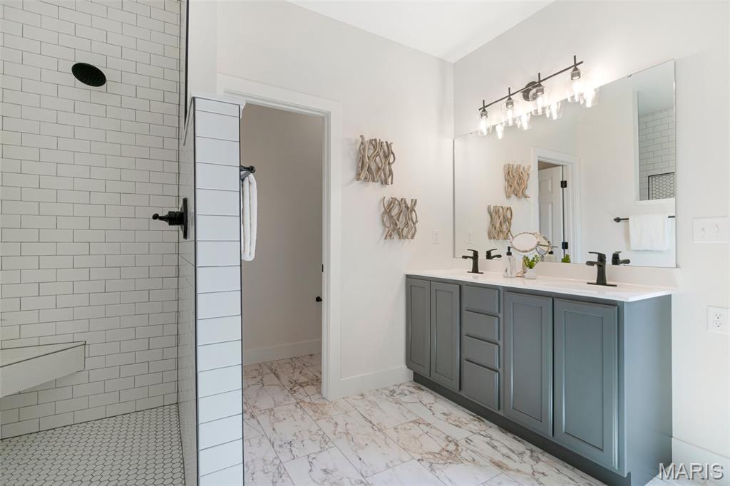 2392 Fiddlers Close Road Unit: 93 STB