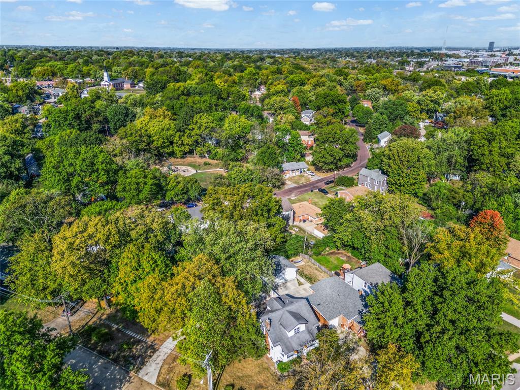 4121 Shrewsbury Avenue