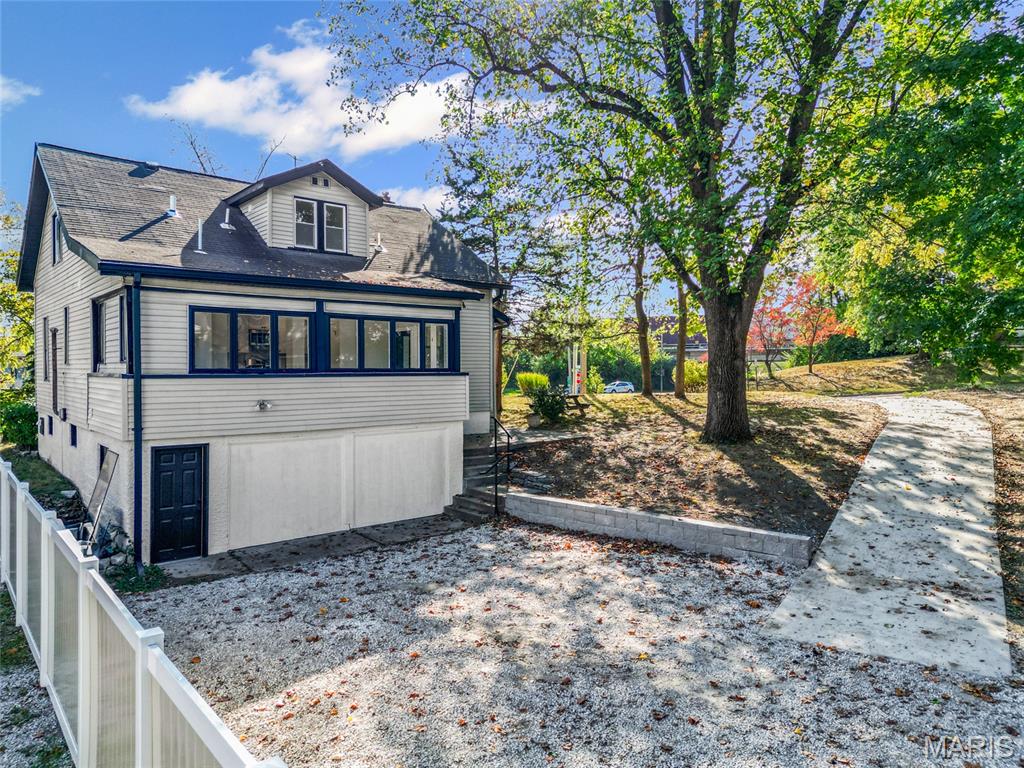 4121 Shrewsbury Avenue