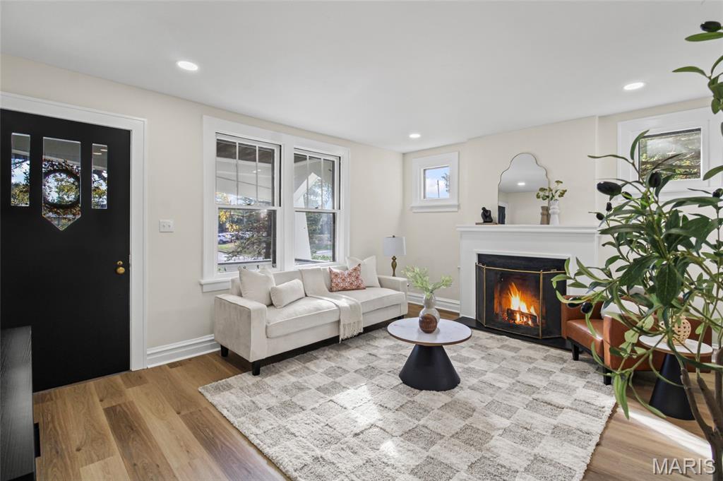 4121 Shrewsbury Avenue