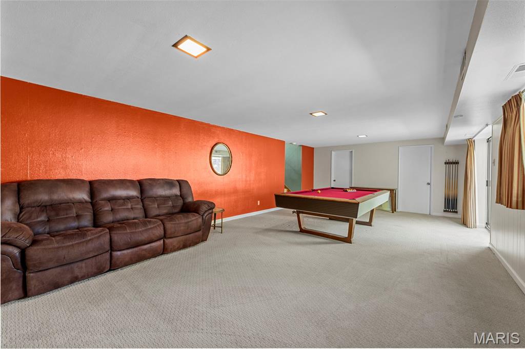 805 Coach Light Lane