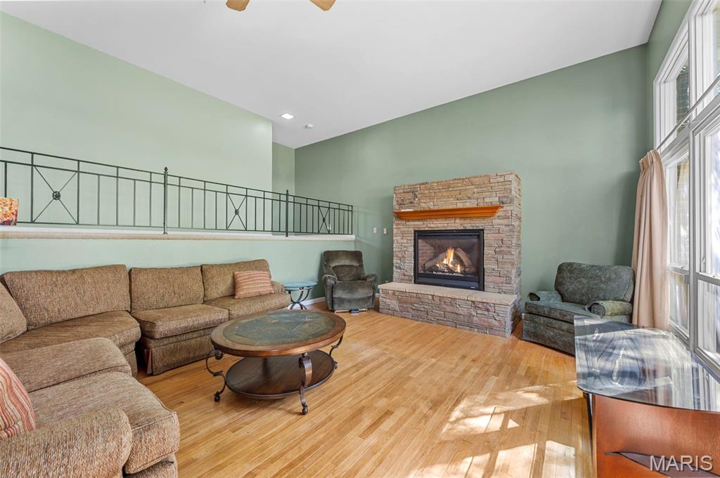 805 Coach Light Lane