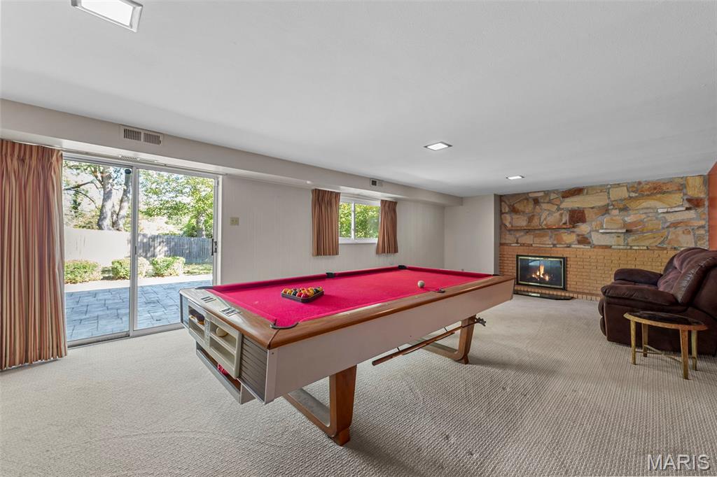 805 Coach Light Lane