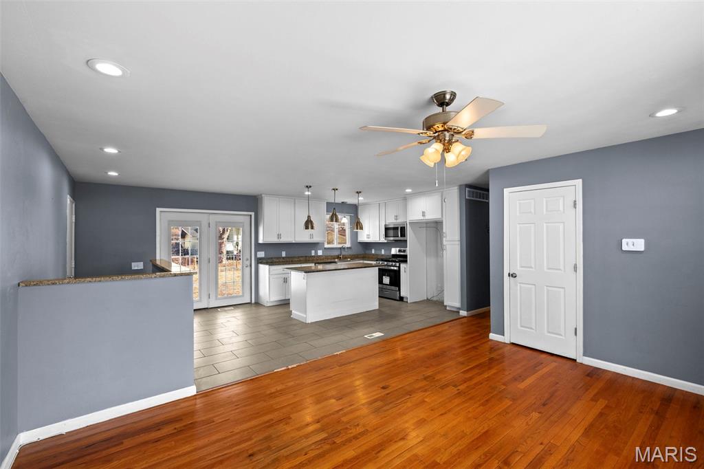 1283 Kingsford Drive