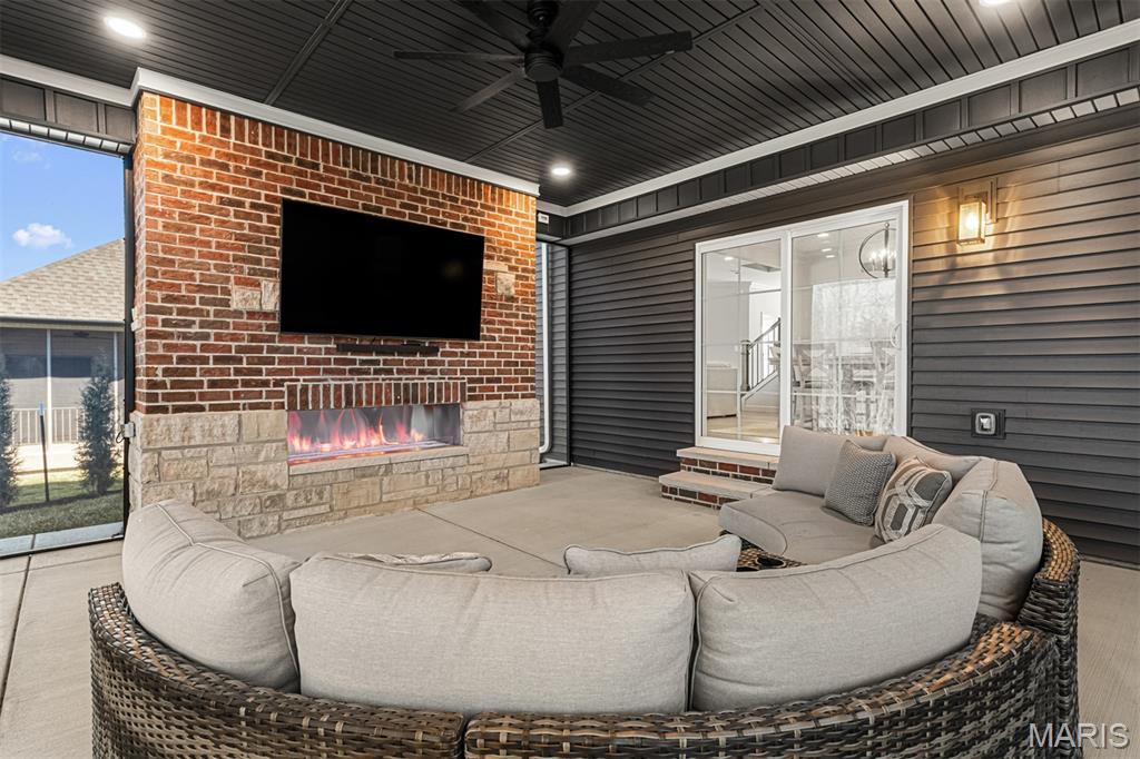 1100 Tower Park Drive