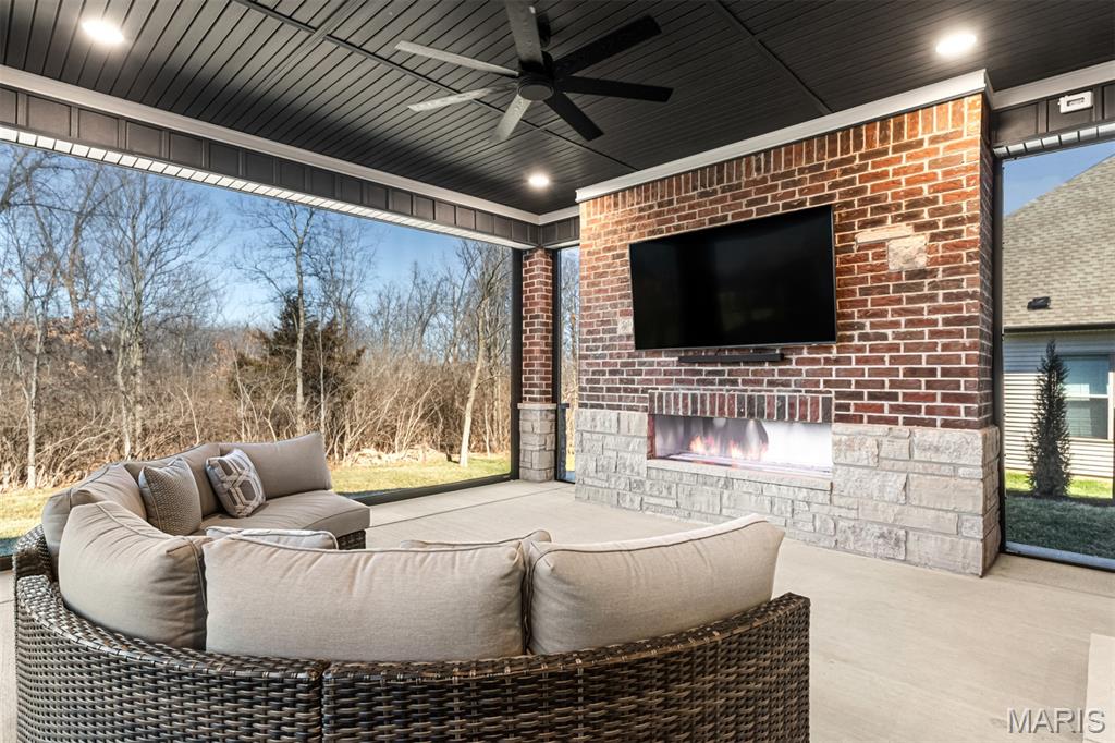 1100 Tower Park Drive