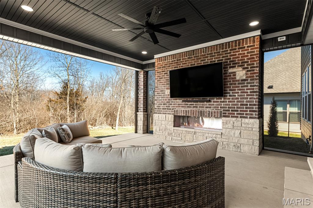 1100 Tower Park Drive