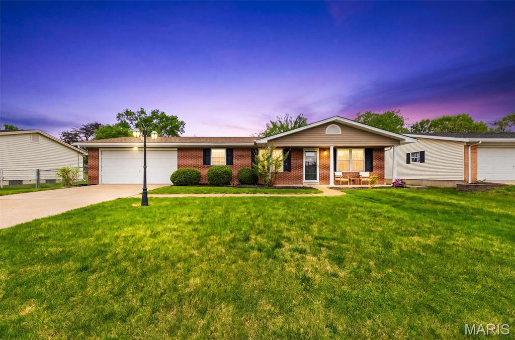 905 Silverstone Drive