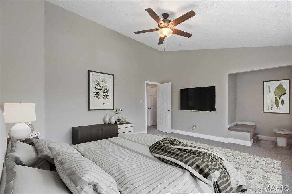 213 Deer Hollow Court