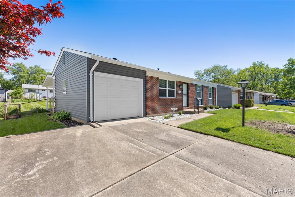3342 Fleet Lane
