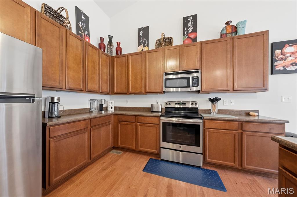 1431 Colonial Drive