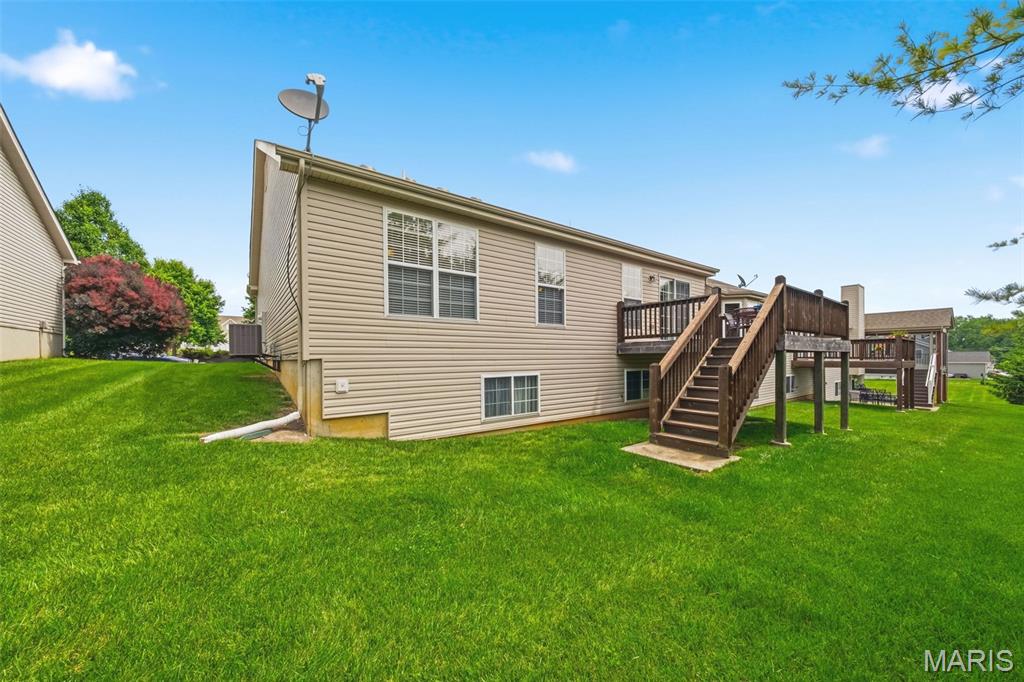 1431 Colonial Drive